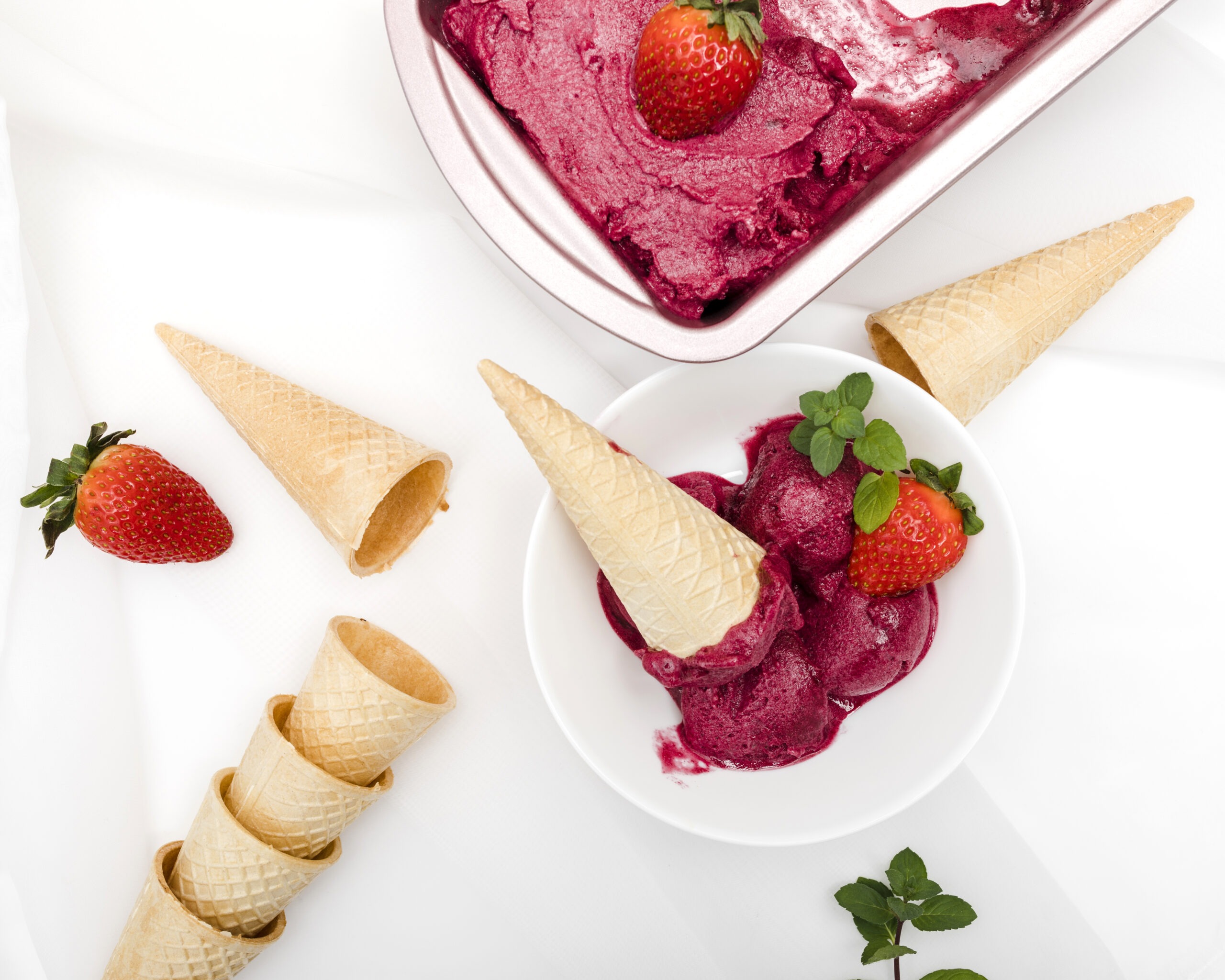 Gelato with fruits